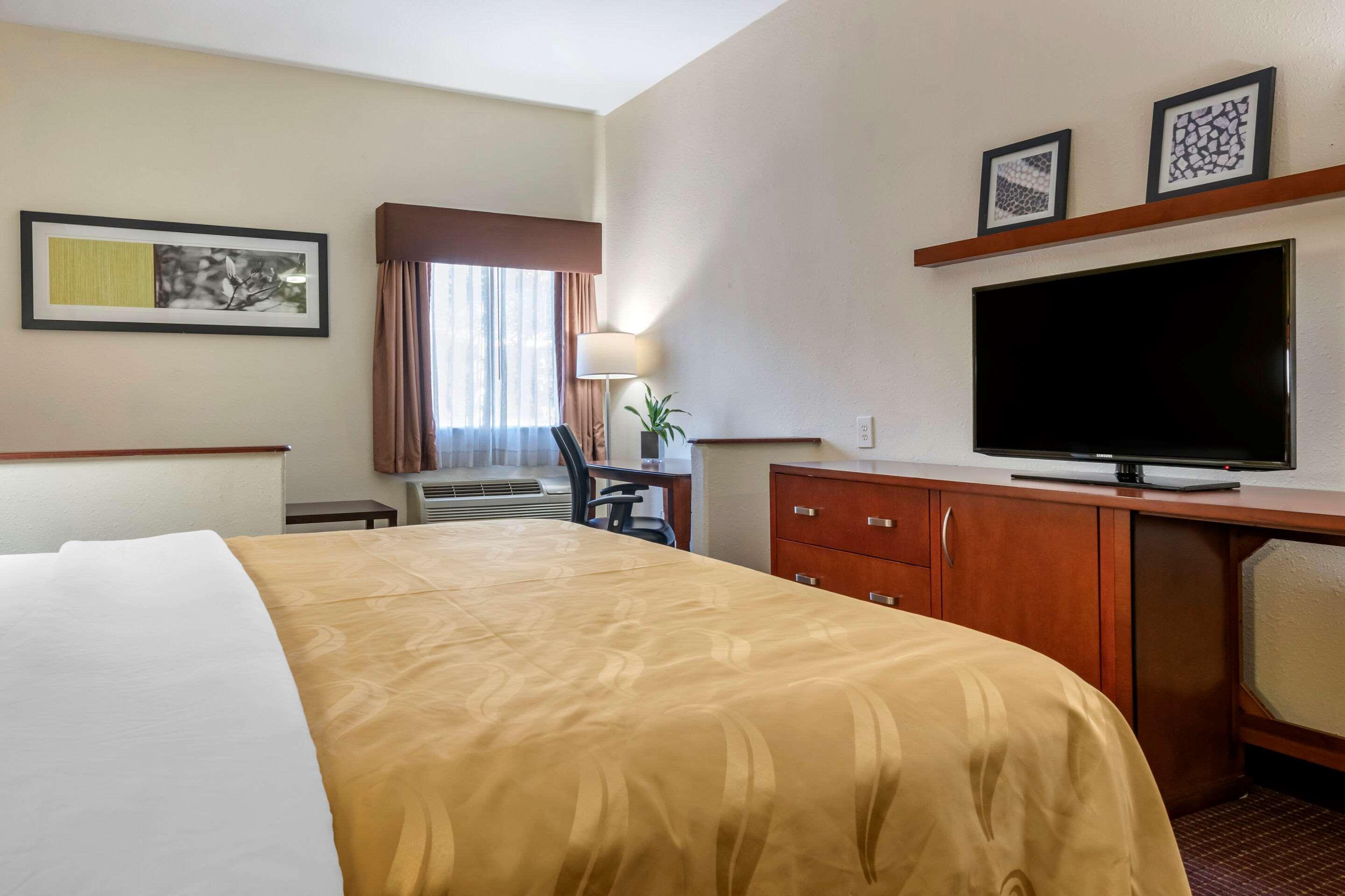 Quality Inn Zephyrhills-Dade City Buitenkant foto