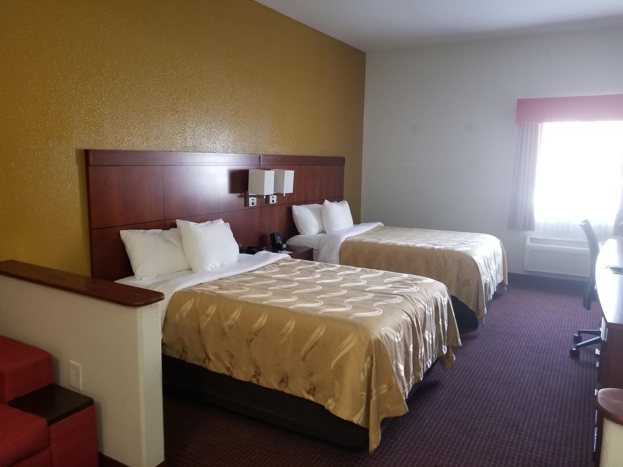 Quality Inn Zephyrhills-Dade City Buitenkant foto
