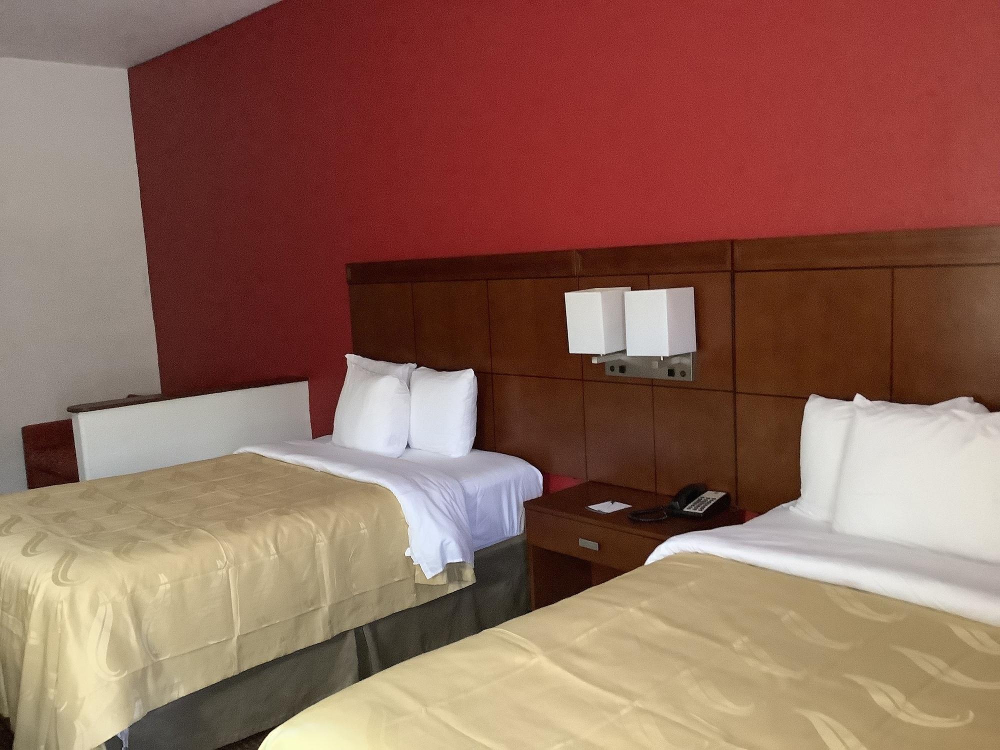 Quality Inn Zephyrhills-Dade City Buitenkant foto