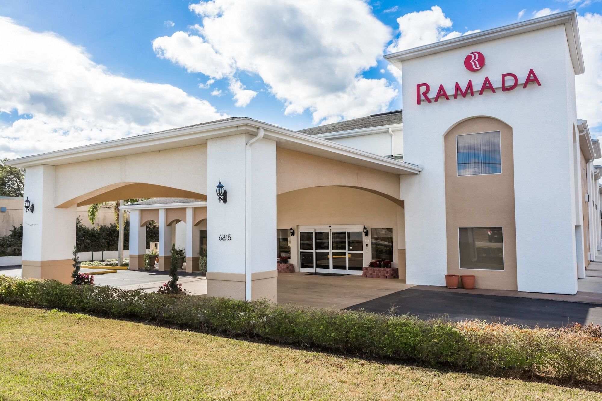 Quality Inn Zephyrhills-Dade City Buitenkant foto